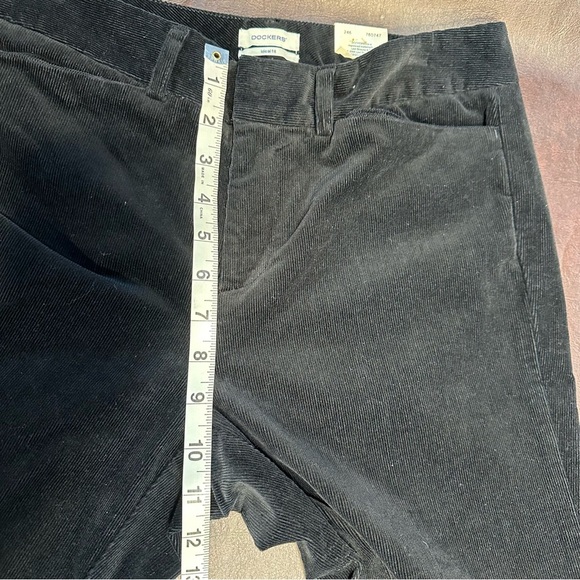 Dockers Ideal Fit Straight‎ Leg corduroy Pants Black cotton women’s size 4 New - Picture 10 of 10